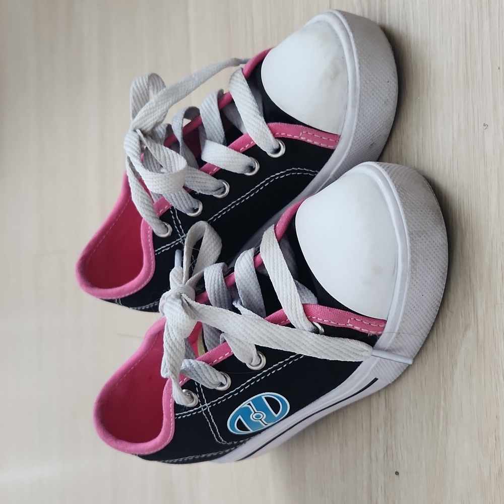 Kids Heely's skate shoes